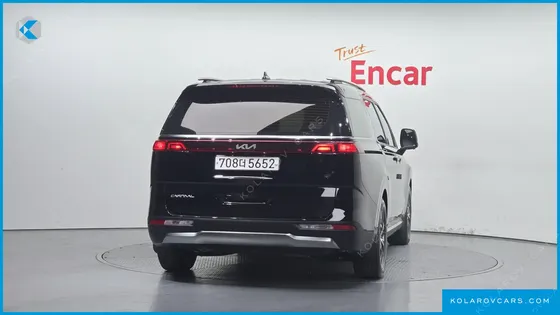 KIA CARNIVAL DIESEL 11-SEATER SIGNATURE
