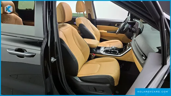 KIA CARNIVAL DIESEL 11-SEATER SIGNATURE