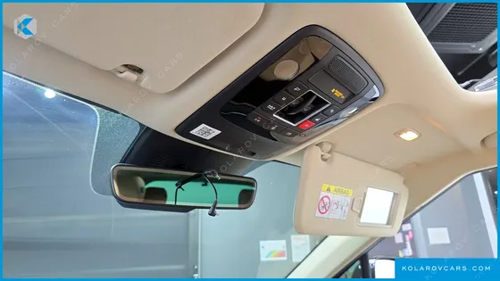 KIA CARNIVAL DIESEL 11-SEATER SIGNATURE