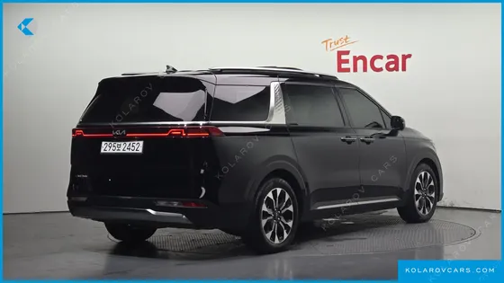 KIA CARNIVAL GASOLINE 9-SEATER SIGNATURE