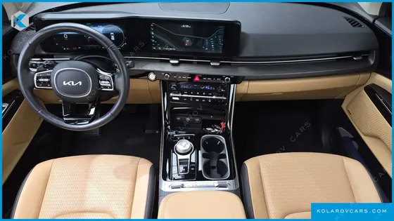 KIA CARNIVAL GASOLINE 9-SEATER SIGNATURE