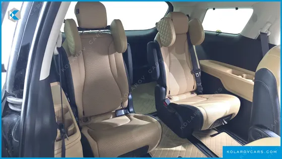 KIA CARNIVAL GASOLINE 9-SEATER SIGNATURE