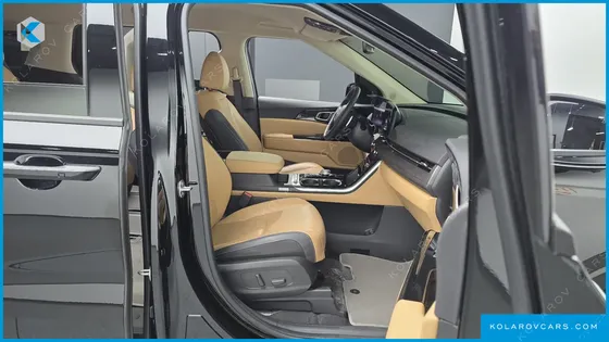 KIA CARNIVAL GASOLINE 7-SEATER SIGNATURE