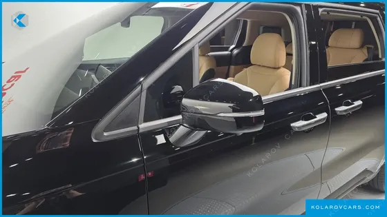 KIA CARNIVAL GASOLINE 7-SEATER SIGNATURE