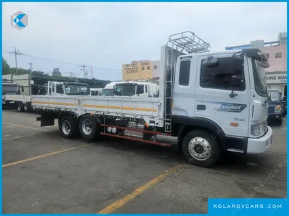 HYUNDAI MEGA TRUCK GOLD