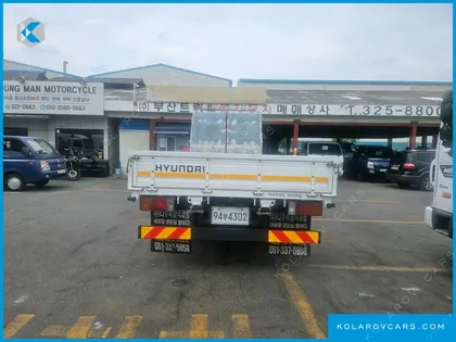 HYUNDAI MEGA TRUCK GOLD