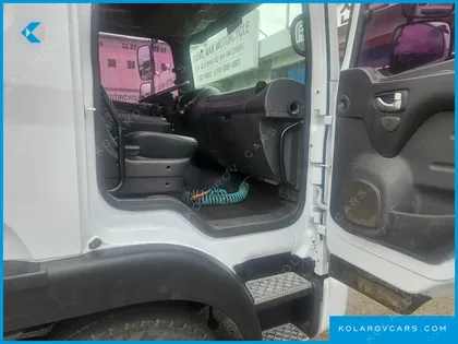 HYUNDAI MEGA TRUCK GOLD