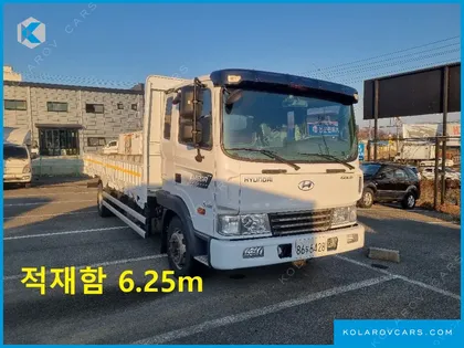 HYUNDAI MEGA TRUCK GOLD