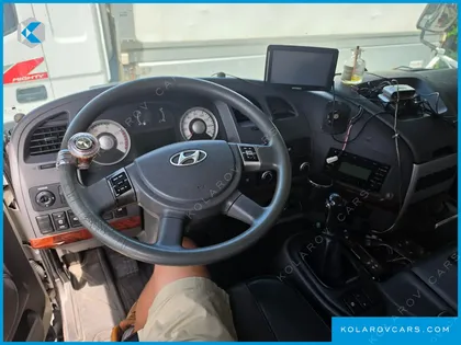 HYUNDAI TRAGO TRAGO