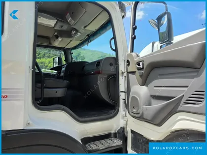 HYUNDAI TRAGO TRAGO