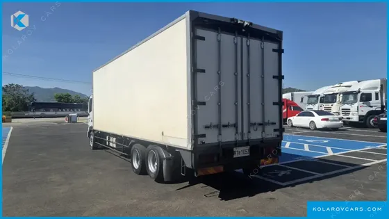HYUNDAI MEGA TRUCK GOLD