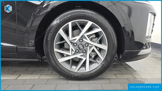 HYUNDAI GRANDEUR 2,5 GASOLINE 2WD