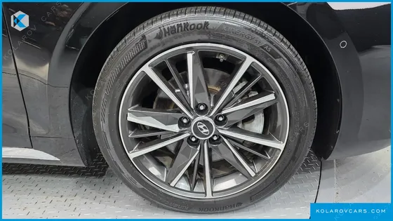 HYUNDAI GRANDEUR 3.3