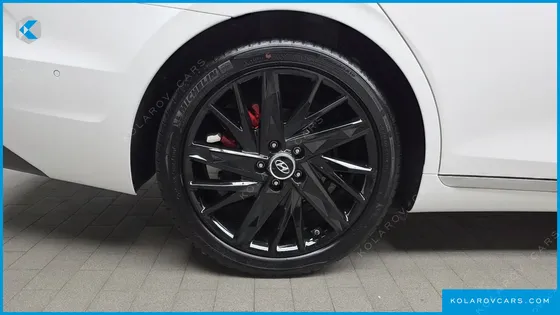 HYUNDAI GRANDEUR 3.3