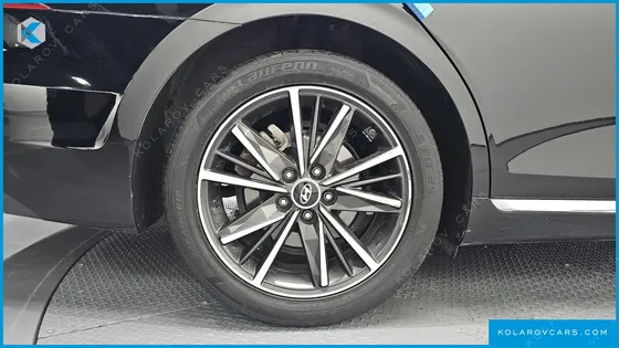 HYUNDAI GRANDEUR 2.5