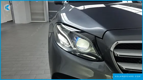 MERCEDES E-CLASS E300 4MATIC AMG LINE