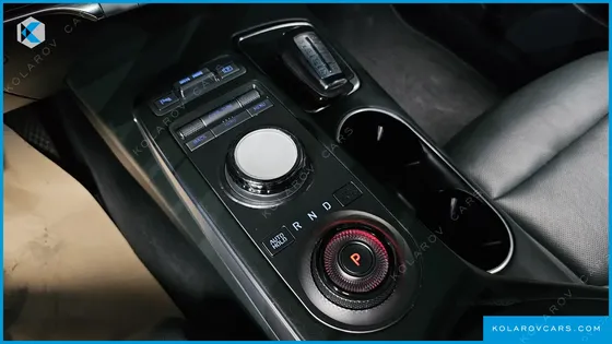 GENESIS GV70 2.5T GASOLINE 2WD