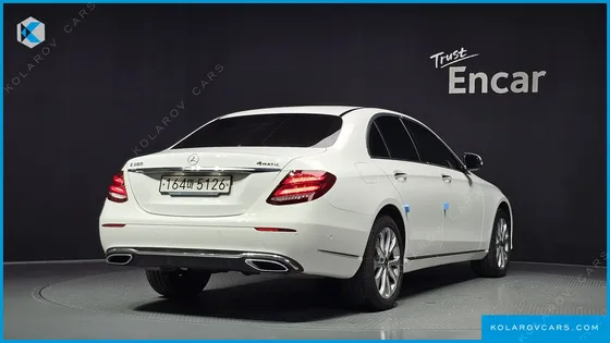 MERCEDES E-CLASS E300 4MATIC EXCLUSIVE