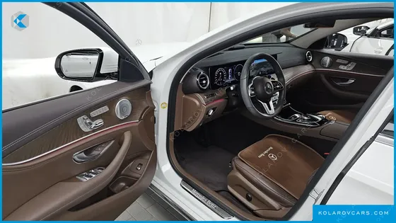 MERCEDES E-CLASS E300 4MATIC EXCLUSIVE
