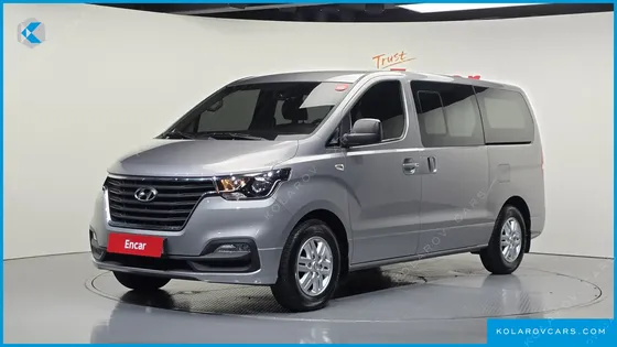 HYUNDAI STAREX VAN 5-SEATER