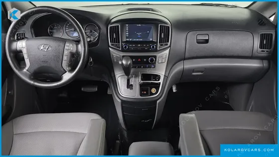 HYUNDAI STAREX VAN 5-SEATER