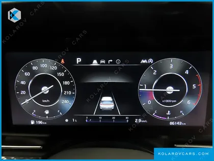 KIA CARNIVAL 7-SEATER HI-LIMOUSINE