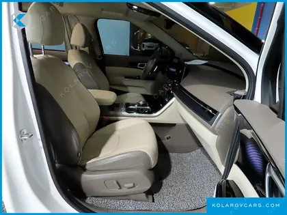 KIA CARNIVAL 9-SEATER HI-LIMOUSINE