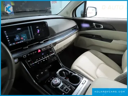 KIA CARNIVAL 9-SEATER HI-LIMOUSINE