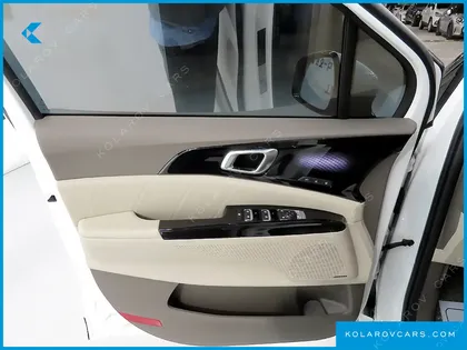 KIA CARNIVAL 9-SEATER HI-LIMOUSINE