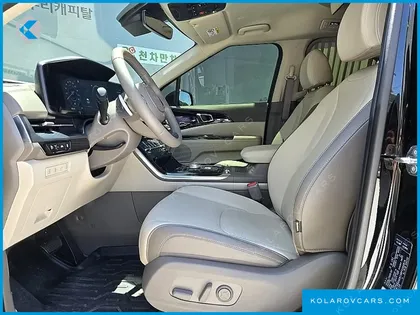 KIA CARNIVAL GASOLINE 7-SEATER HI-LIMOUSINE