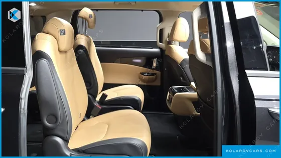 KIA CARNIVAL 9-SEATER PRESTIGE