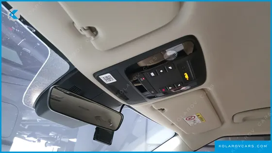 KIA CARNIVAL 9-SEATER PRESTIGE