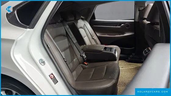 HYUNDAI GRANDEUR 2.4 PREMIUM