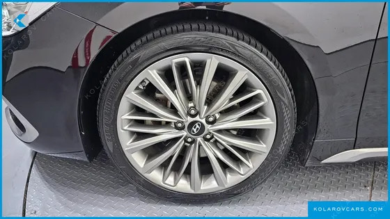 HYUNDAI GRANDEUR 3.0 EXCLUSIVE