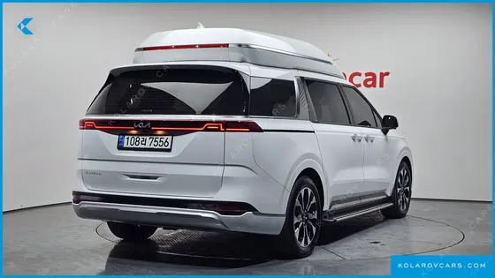 KIA CARNIVAL GASOLINE 9-SEATER HI-LIMOUSINE
