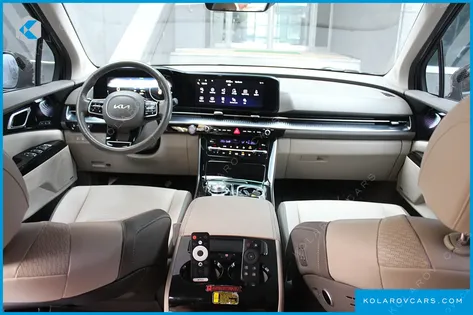 KIA CARNIVAL 9-SEATER HI-LIMOUSINE