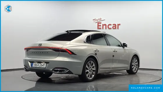 HYUNDAI GRANDEUR CALLIGRAPHY