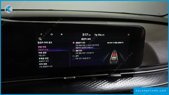 KIA CARNIVAL 7-SEATER HI-LIMOUSINE