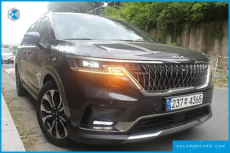 KIA CARNIVAL GASOLINE 7-SEATER SIGNATURE