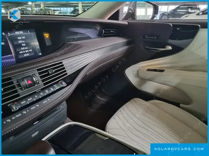 LEXUS LS 3.5 PLATINUM AWD