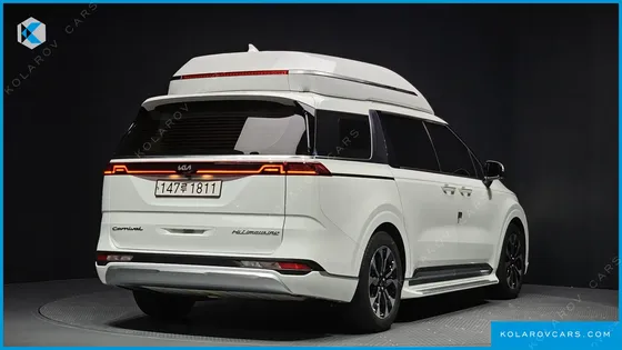 KIA CARNIVAL GASOLINE 9-SEATER HI-LIMOUSINE