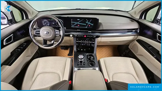 KIA CARNIVAL GASOLINE 9-SEATER HI-LIMOUSINE