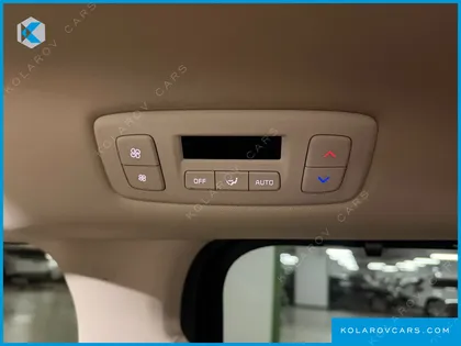 KIA CARNIVAL 7-SEATER SIGNATURE