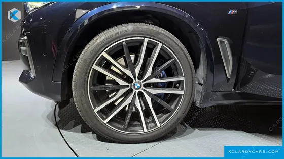 BMW X5 M50I
