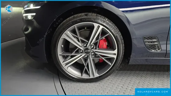 GENESIS G70 GASOLINE 2.5T 2WD