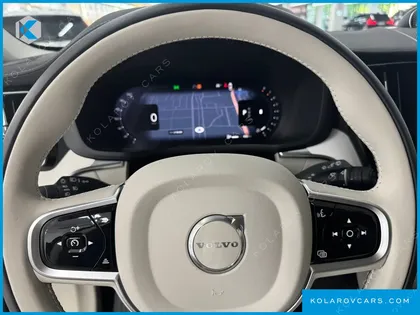 VOLVO XC60 B5 ULTRA BRIGHT AIR SUS