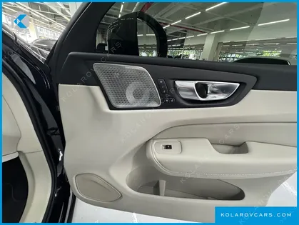 VOLVO XC60 B5 ULTRA BRIGHT AIR SUS