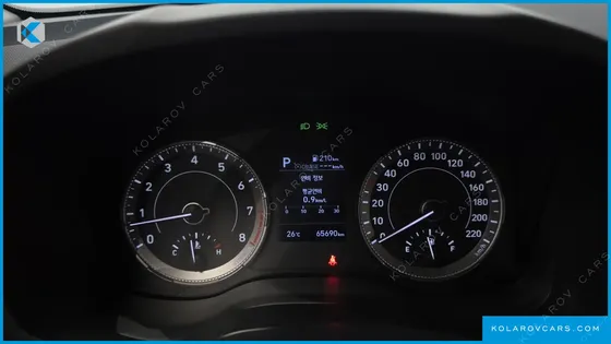 HYUNDAI VENUE 1.6 SMART