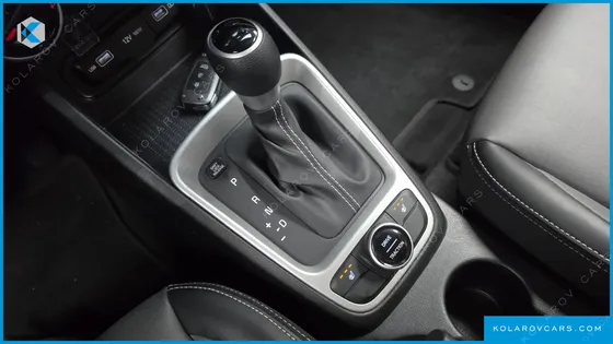 HYUNDAI VENUE 1.6 SMART