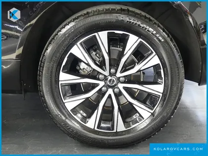 VOLVO XC60 B5 ULTIMATE BRIGHT